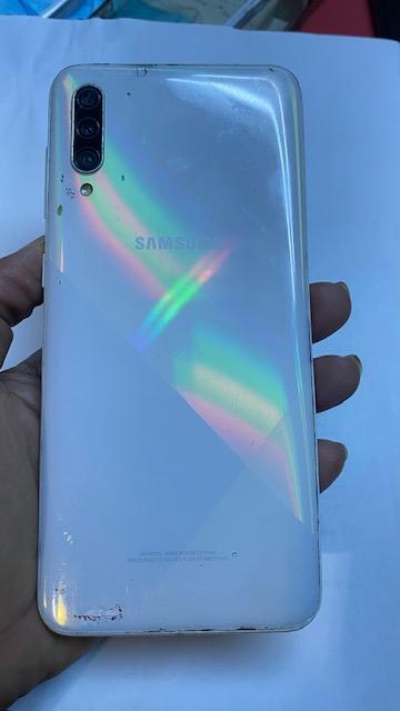 Vendo Celular Samsung Galaxy A30S blanco.  Foto 7226410-2.jpg