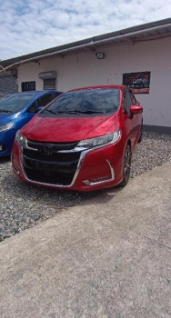 Honda fit rojo 2019