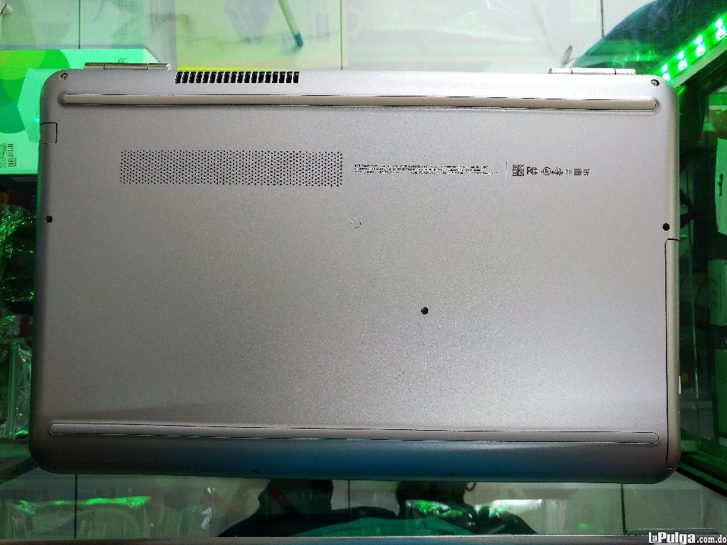 Laptop Hp / Amd A10-9600p / 1tb / 12gb Ddr4 / Radeon R7 Foto 6567762-7.jpg