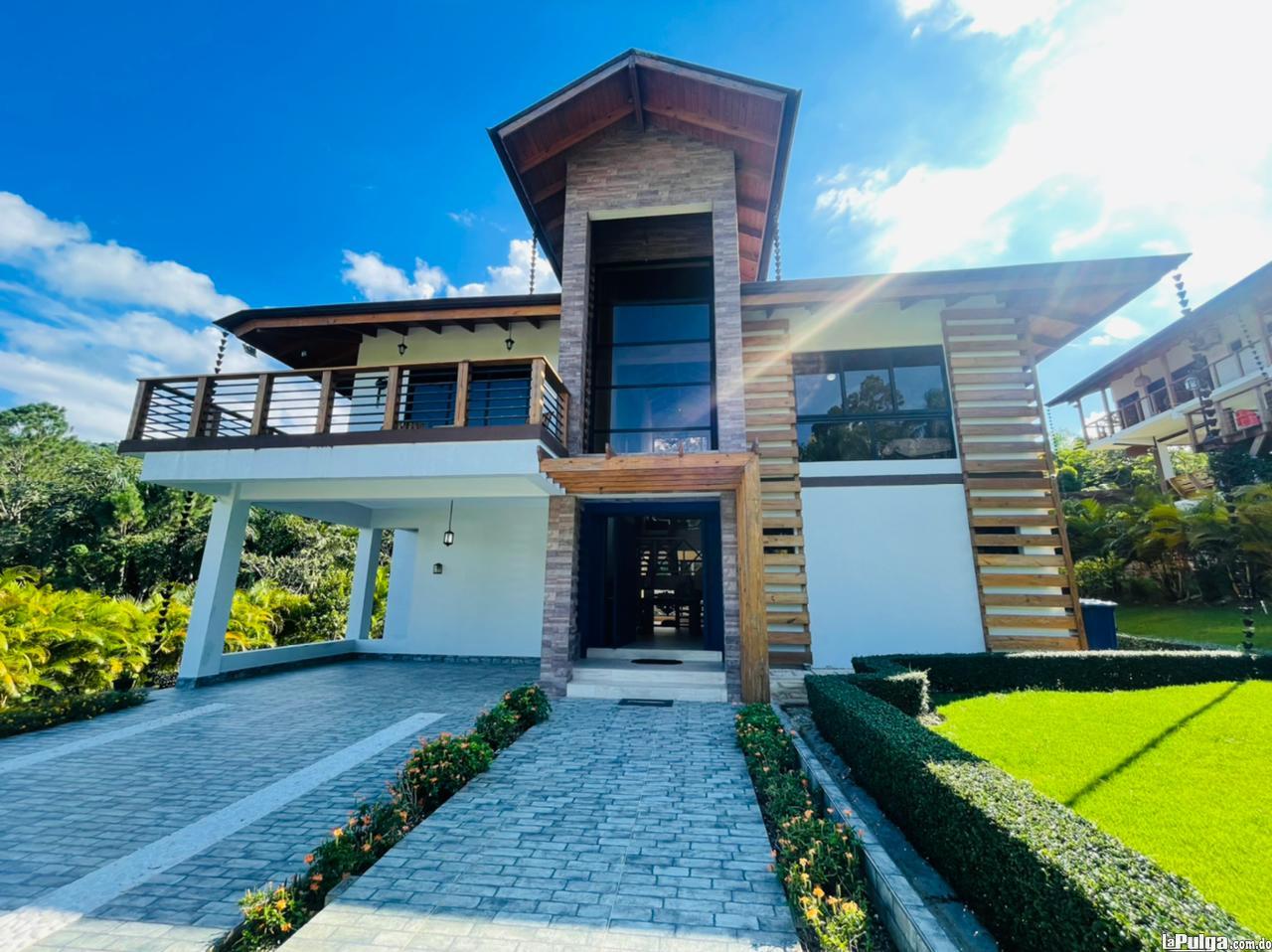 Se Vende Hermosa Casa en Jarabacoa Foto 7113010-5.jpg