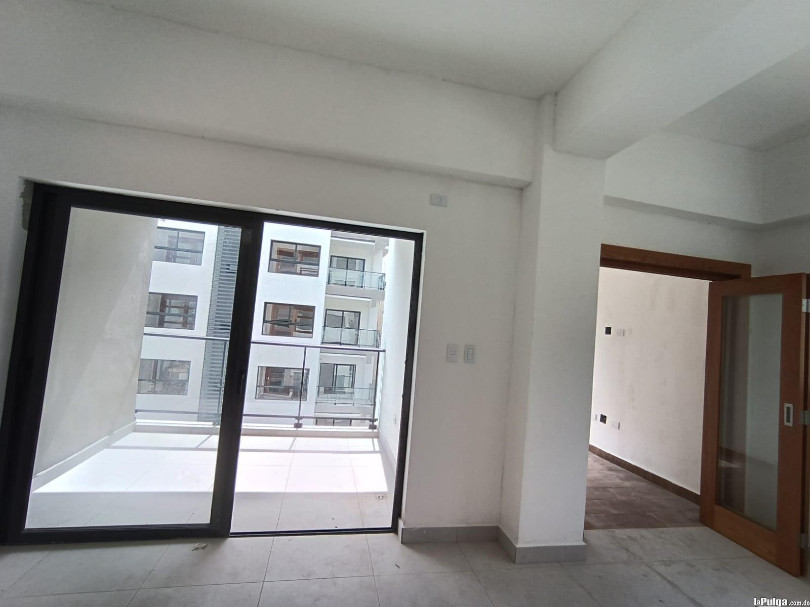 Apartamento 2do piso con terraza Urb.Real Foto 7129209-4.jpg
