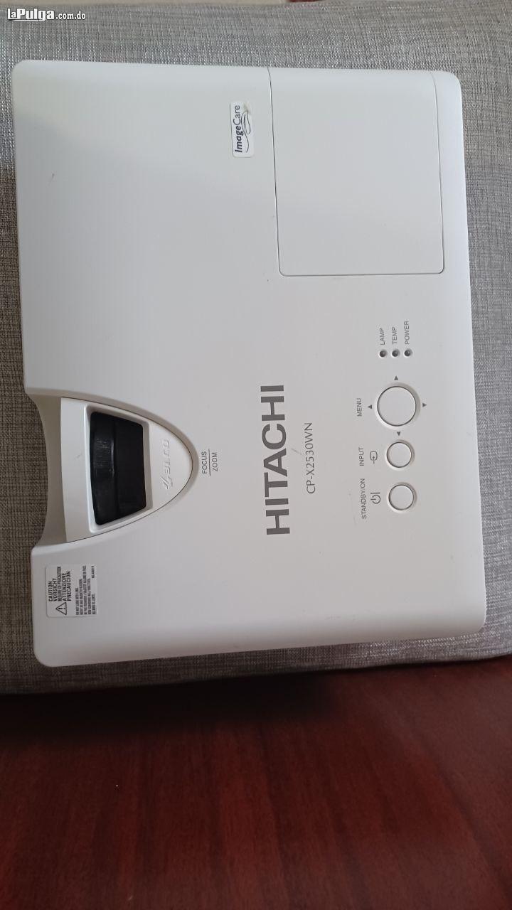 Proyector multimedia Hitachi con HDMI Foto 7147986-2.jpg