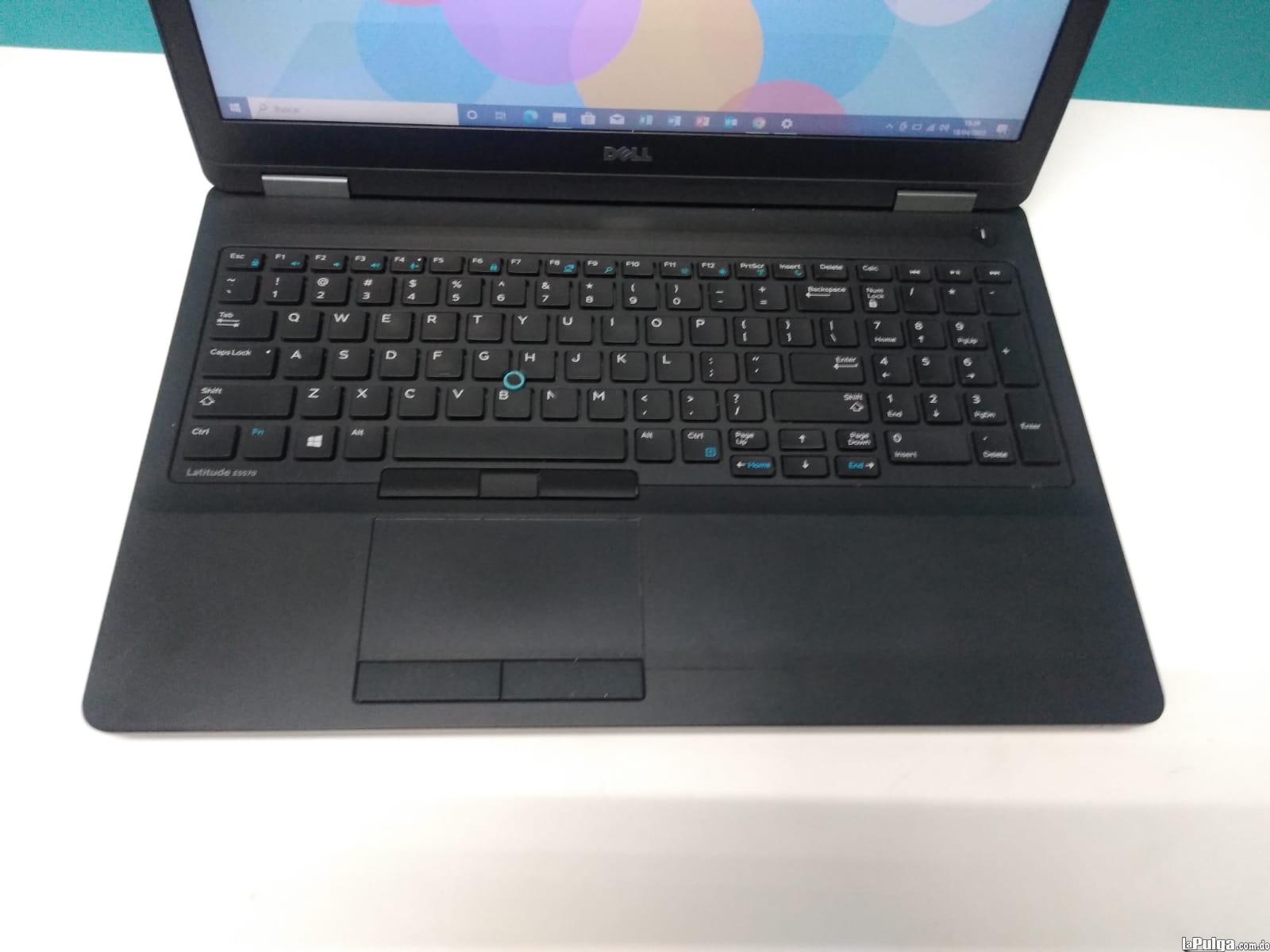 Laptop Dell Latitude E5570 / 6th Gen Intel Core i3 / 8GB DDR4 / 128G Foto 7148388-5.jpg