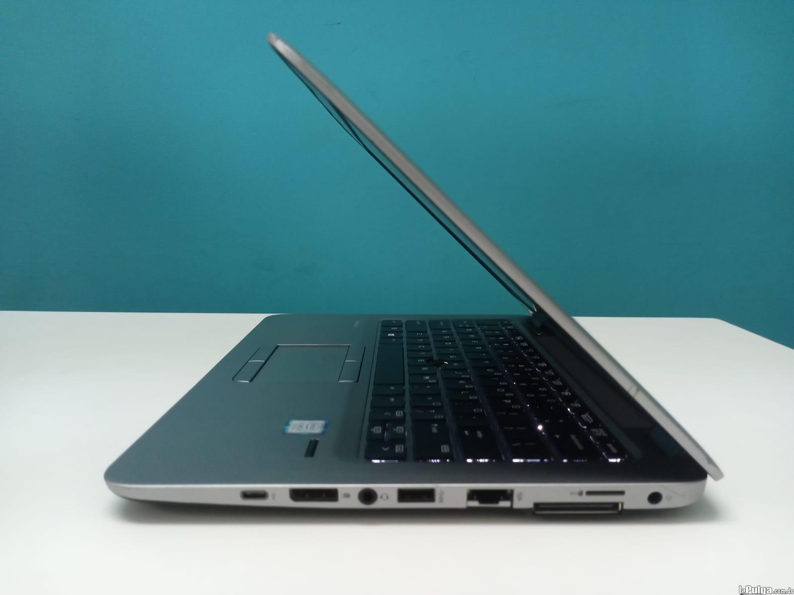 Laptop HP EliteBook 820 G4 / 7th Gen Intel Core i7 / 8GB DDR4 / 256G Foto 7153767-2.jpg
