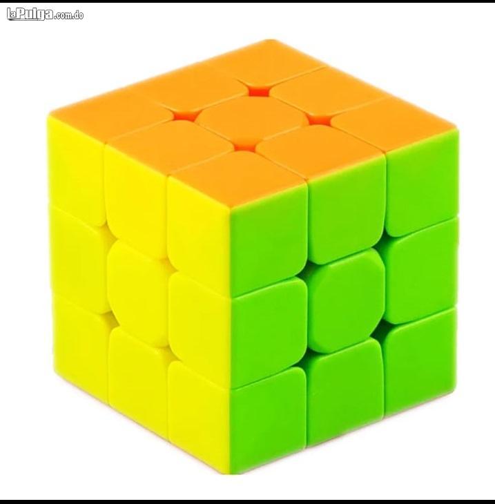 Cubo Rubik 3x3x3. QY SpeedCube Foto 7157070-4.jpg