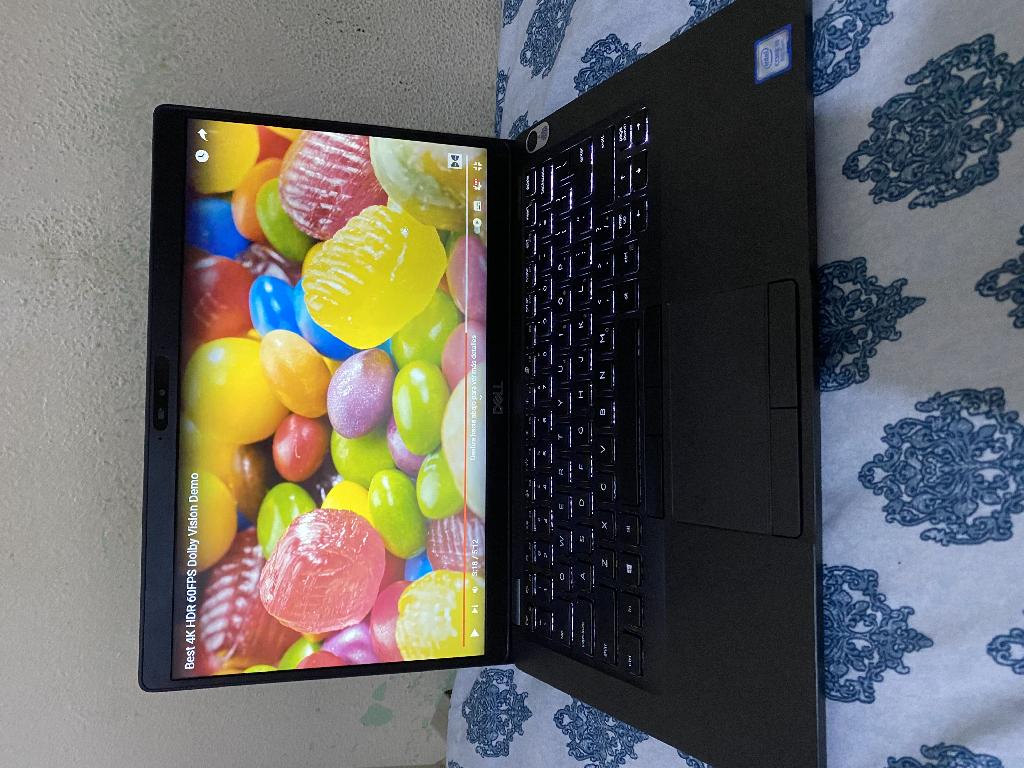 Laptop Dell Latitude 5400 - Intel Core i5 8va generacion  Foto 7169622-1.jpg