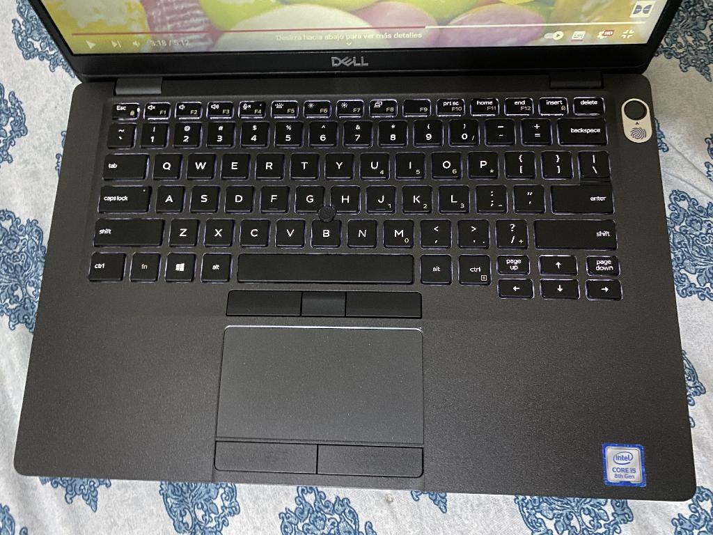 Laptop Dell Latitude 5400 - Intel Core i5 8va generacion  Foto 7169622-2.jpg
