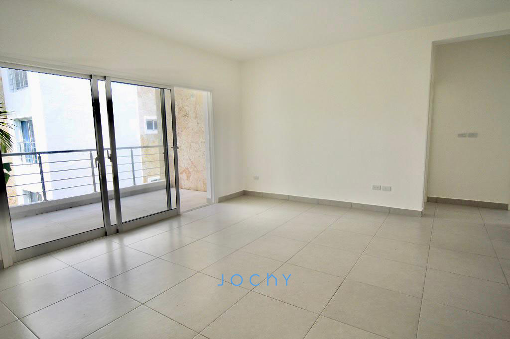 Jochy Real Estate vende apartamento en Playa Nueva Romana Foto 7171698-4.jpg