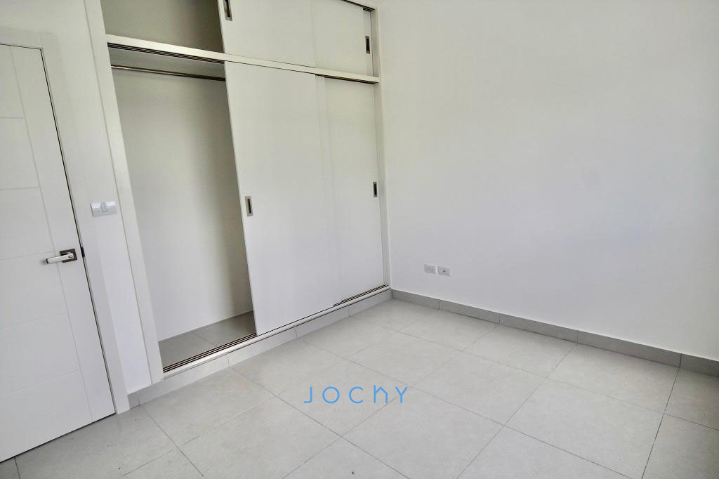 Jochy Real Estate vende apartamento en Playa Nueva Romana Foto 7171698-6.jpg