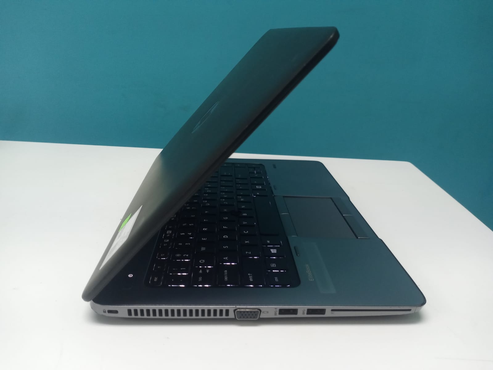 Laptop HP EliteBook 850 G2 / 5th Gen Intel Core i5 / 8GB D Foto 7174901-3.jpg