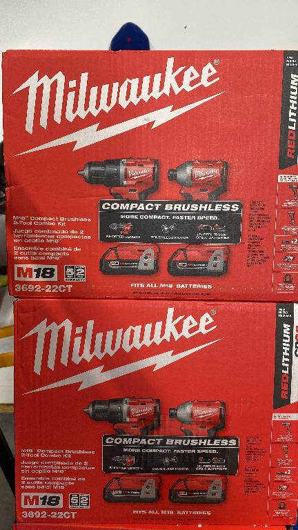 Milwaukee - Kit de Taladro compacto M18 Última Generación Foto 7196638-4.jpg