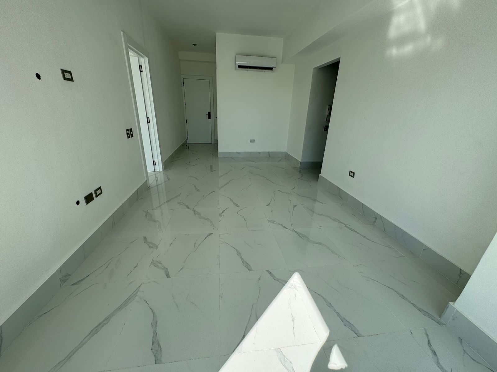 Apartamento en Alquiler en Piantini con Linea Blanca Foto 7208375-6.jpg