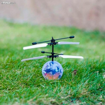 Drone tipo esfera voladora con luces led recargable control remoto