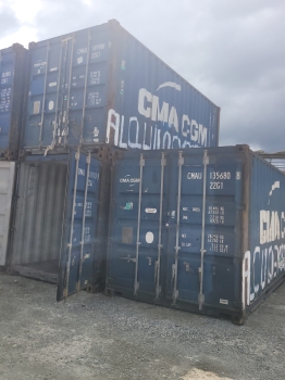 Contenedores furgones  y chasis compro