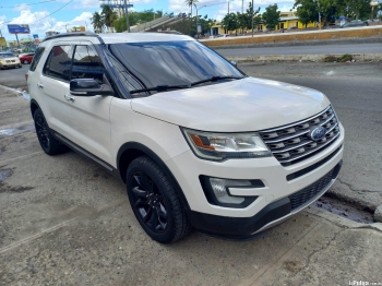 Ford explorer 2016 xlt