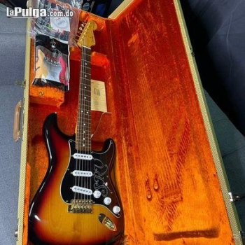 Guitarra fender stratocaster american srv