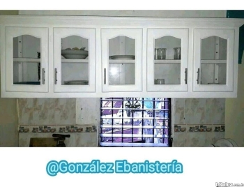 Gabinetes de cocina en color blanco