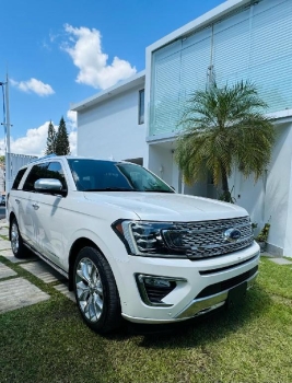 Se vende ford expedicion platinum 2018