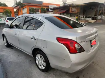 Nissan latio/versa 2013