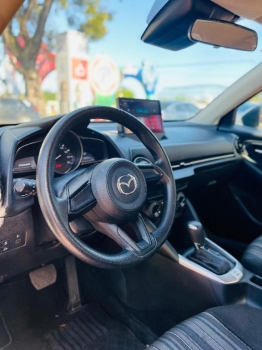 Mazda demio 2018 gasolina