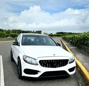 Mercedes benz c300 2017