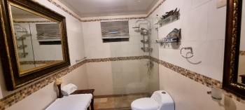 Vendo apartamento  ???? evaristo morales