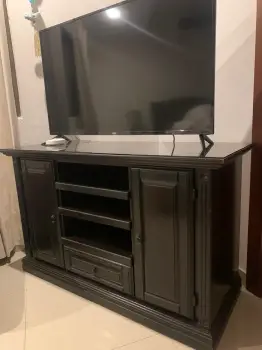 Mueble para tv en madera fina oportunidad