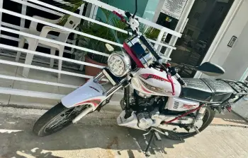 Vendo motor 2022 sucati 150cc como nuevo  en azua