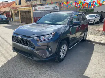 Toyota rav4 xle 2019 full.