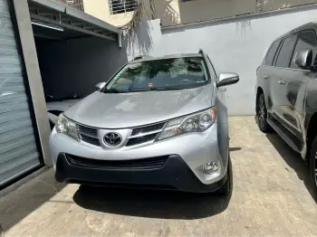 Toyota rav4 2014 le