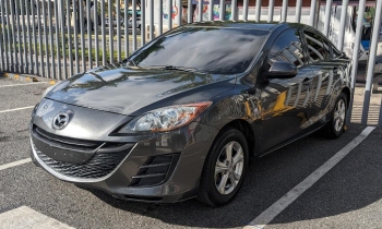 Mazda  2011 gasolina