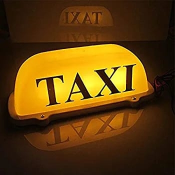 Letrero de taxi nuevo con deliberen disponible