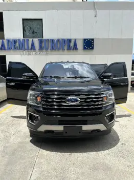 Ford expedition 2018 xlt