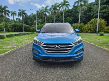 Hyundai tucson awd 2018