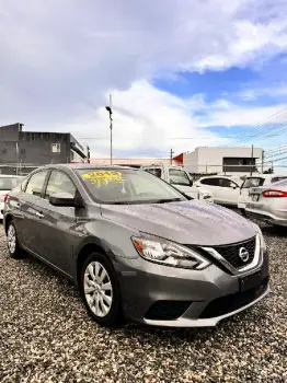 Nissan sentra 2019 gris