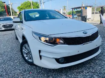 Kia k5 2018 glp blanco de frabrica