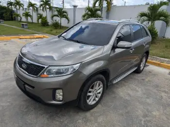 Kia sorento 2014 negociable en santo domingo este