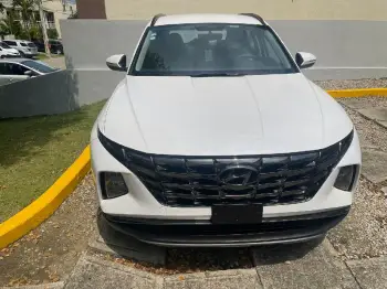 Hyundai tucson 2022  unico dueño precio negociable