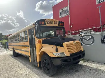 2010 bus ic corporation 3000 ce diesel 6.4l 8 cilindros