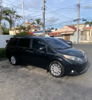 Toyota sienna límited 2017 clean carfax en peravia