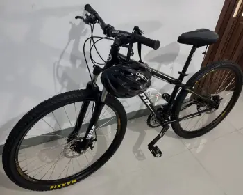 Bicicleta marca kona 29