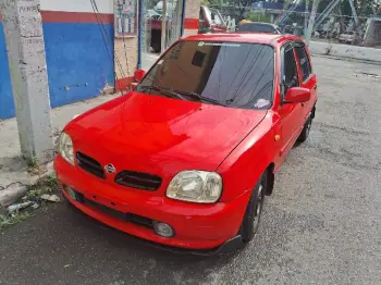 Vendo nissan march 2000