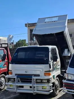 Vendo daihatsu delta 2006