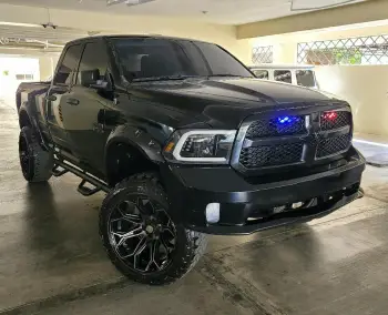 Dodge 1500 ram st  2018 black express 4x4