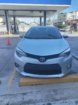 Toyota corola le 2016