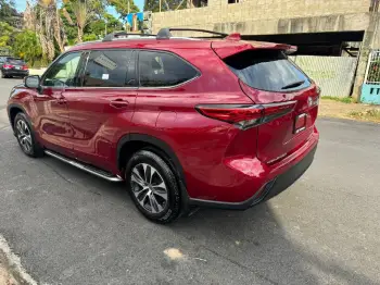 Toyota highlander 2020