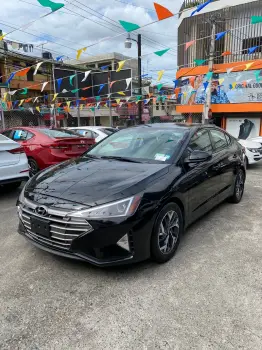 Hyundai elentra se negro 2019