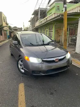 Se vende honda civic oportunidad.