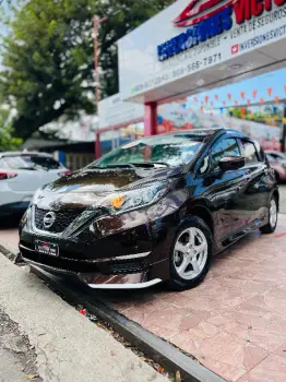 Nissan note marron