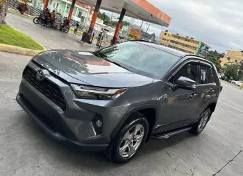 Toyota rav4 xle 2022